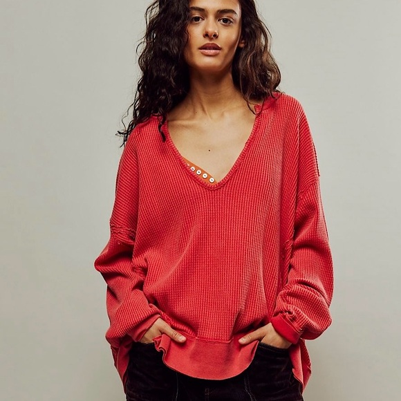 NEW Free People We The Free Buttercup Thermal In Talking Roses Red - Picture 1 of 13